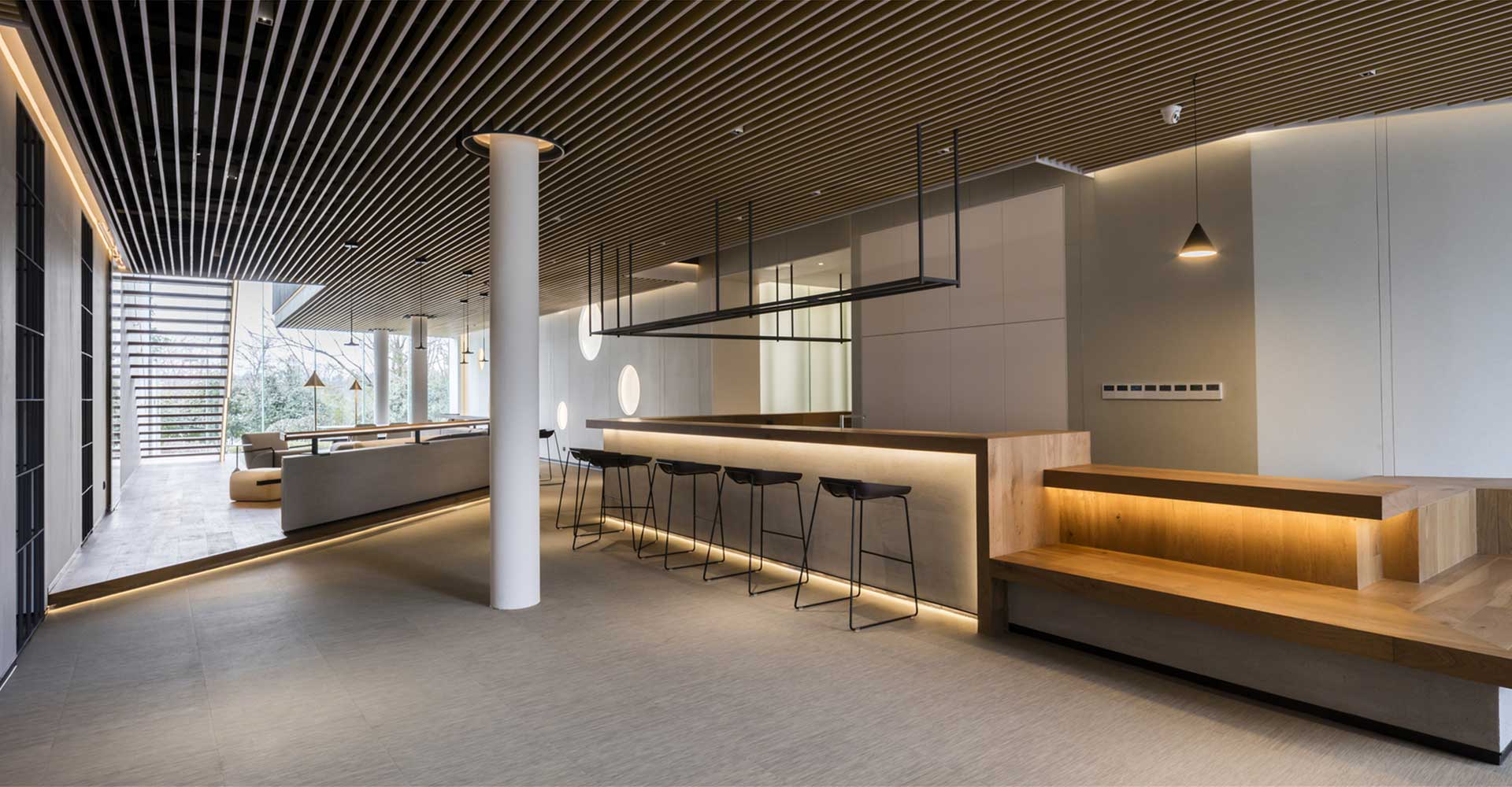 port-vertical-img-46 a